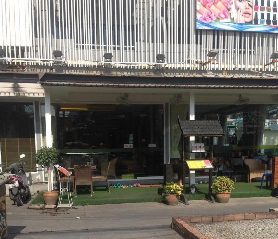Oyo 373 Mc Ginger House Patong Exterior foto